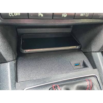 Doboz Skoda Octavia 2 USB és QI töltővel LONG változat